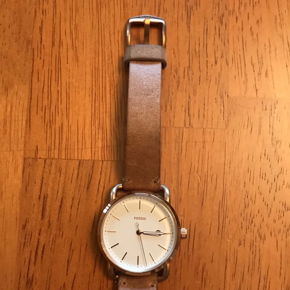 Fossil ES4335 Watch - Picture 2 of 6